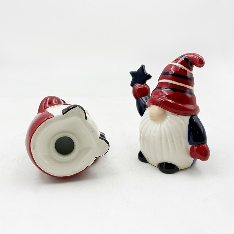 Giáng sinh gốm Giáng sinh nhà bếp và bàn quà tặng của ông già Noel Chất trộn muối ớt Set trang trí nhà lễ hội