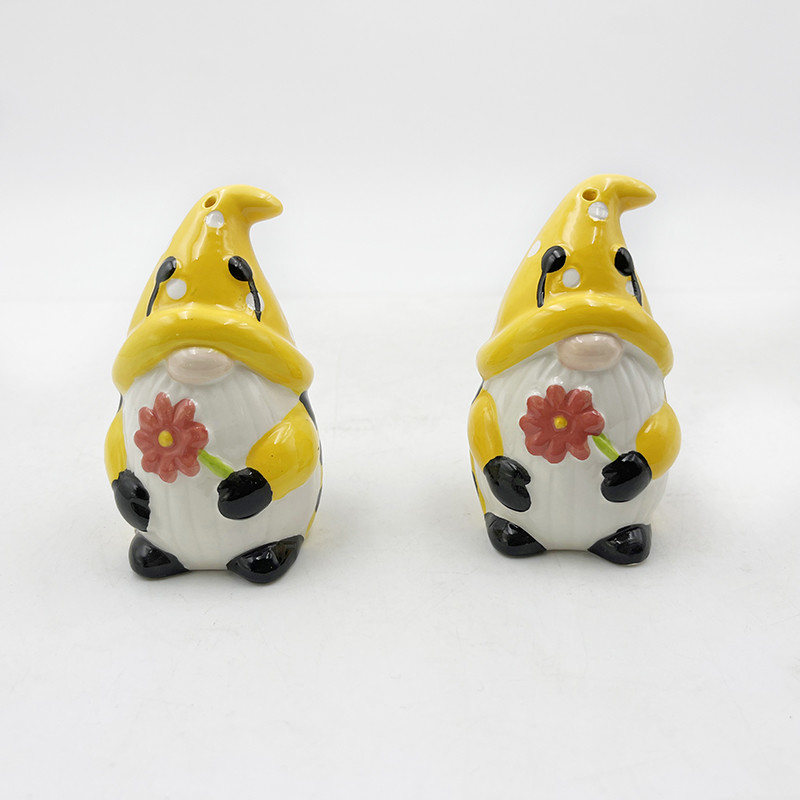 Bee Gnome And Beehive Ceramic Salt Pepper Shakers Nghề thủ công cho trang trí nhà