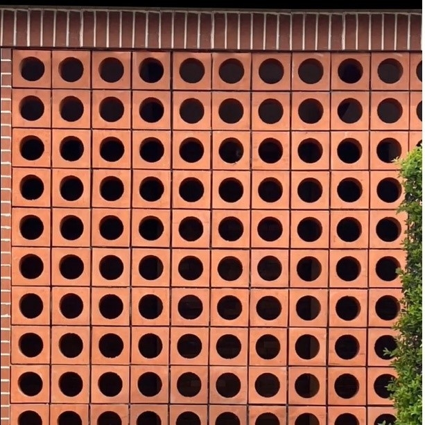 Thiết kế cổ điển Bức tường vườn Terracotta thủ công cho mặt tiền và tường bên ngoài