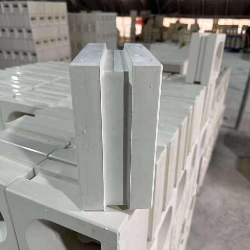 Tường ngăn bằng khối bê tông hoa văn hình học hiện đại, khối bê tông, mặt tiền kiến trúc, tường che chắn riêng tư