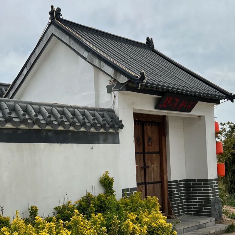 Lớp gạch mái bằng nhựa PP Trung Quốc Phong cách cổ đại Phản ứng gạch nhựa cổ đại Gạch mái tổng hợp nhẹ cho mái nhà xây dựng